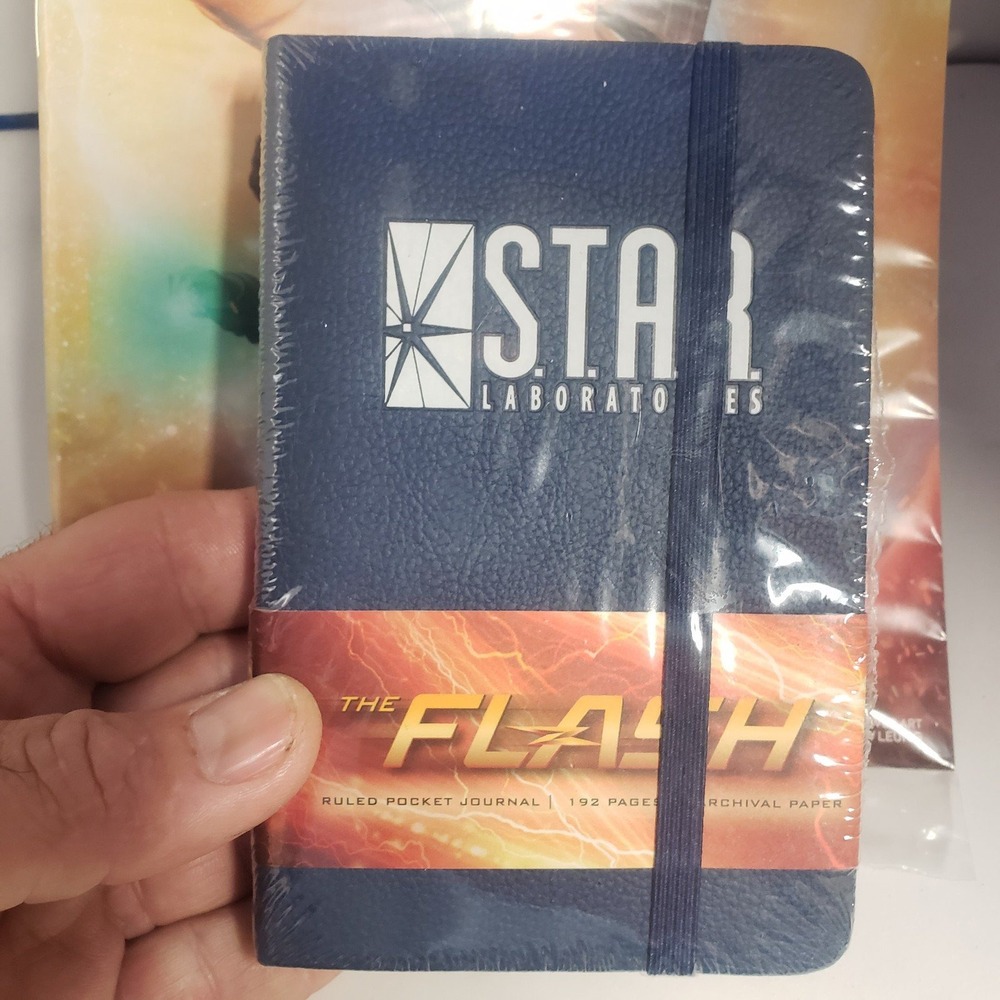 Insights The Flash: S.T.A.R. Labs Ruled Pocket Journal Hardcover 3.5" x 5.5"